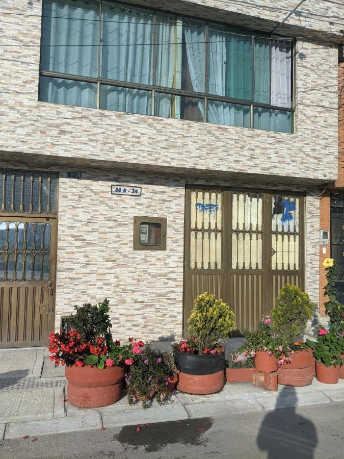 Hostel Casa Alb Bogotá Extérieur photo